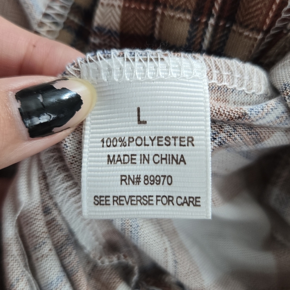 Eden & Olivia Plaid Tie Waist Button Down Shirt. Size Large. New. - Picture 6 of 7